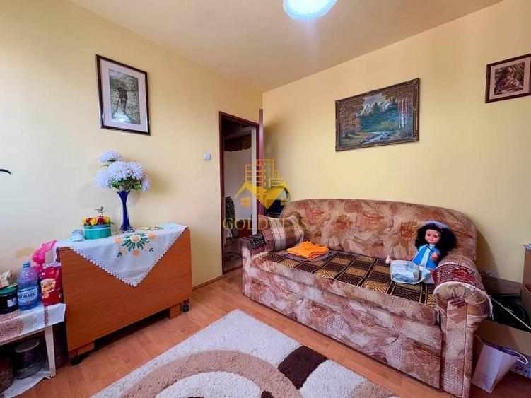 Apartament cu 2 camere semidecomandat, mobilat în Mănăștur