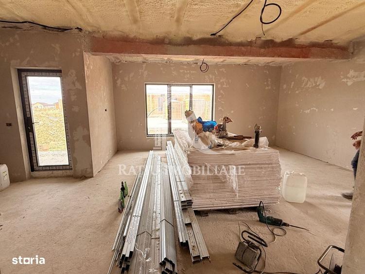 Casă cu 3 camere în Cihei