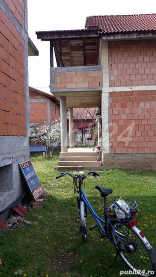 Casă cu 6 camere cu Teren 628 Mp în Ghiroda
