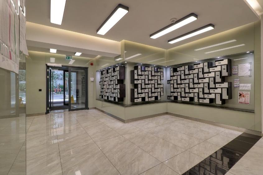 Apartament cu 2 camere semidecomandat, mobilat în Vitan Mall