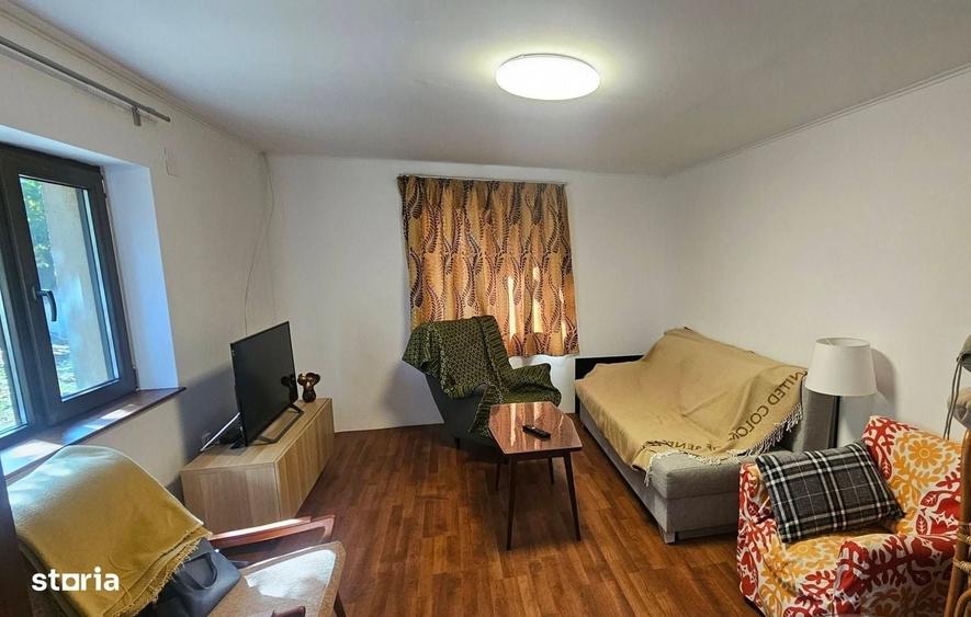 Casă cu 3 camere în Crevedia