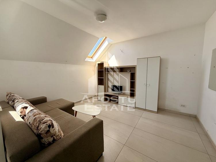 Apartament cu 2 camere decomandat, mobilat în Buziașului
