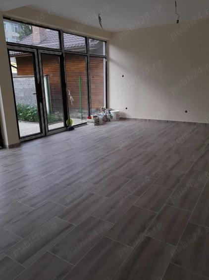 Spațiu comercial, de 50 mp, în Central