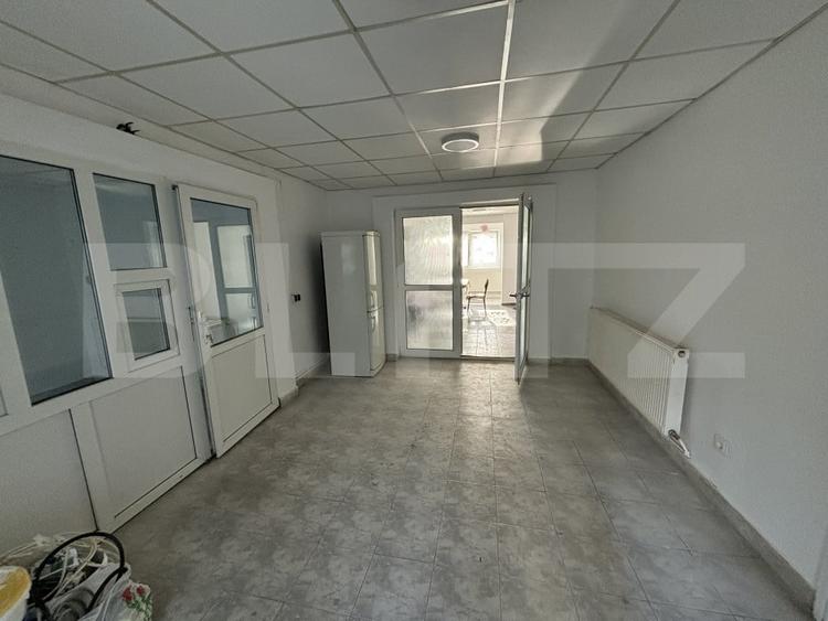 Apartament cu 7 camere decomandat, mobilat în Șimleu Silvaniei