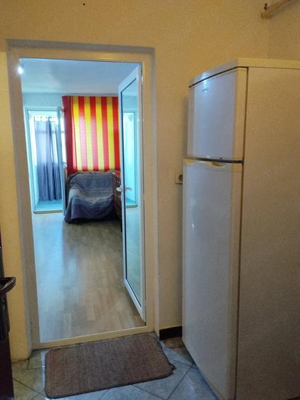 Garsonieră decomandată în Zahana