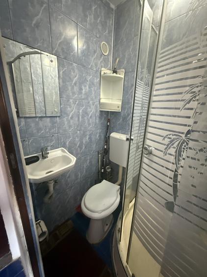 Garsonieră decomandată, mobilată în Lipovei