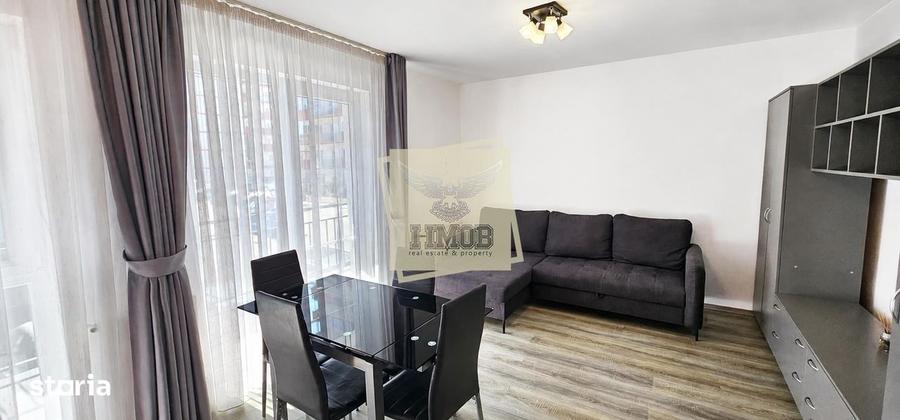Apartament cu 3 camere decomandat, mobilat în Central