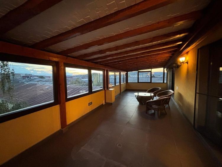Apartament cu 4 camere decomandat, mobilat în Independenței