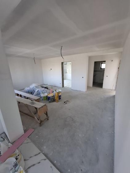 Casă cu 2 camere în Aroneanu