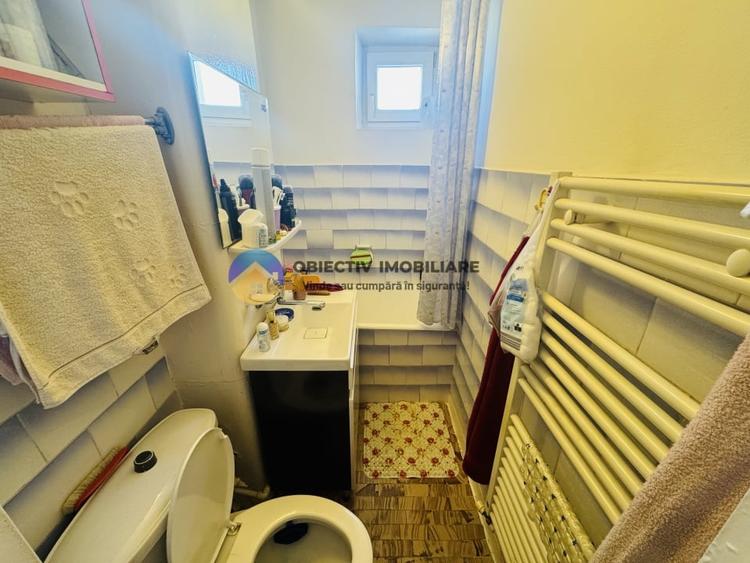 Apartament cu 3 camere decomandat în Dărmănești