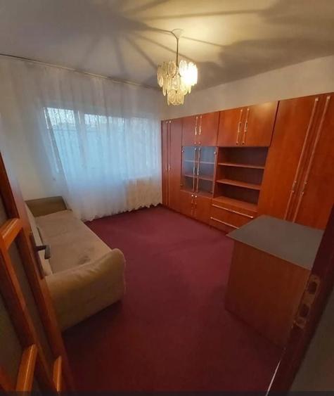 Apartament cu 2 camere decomandat în Între Lacuri