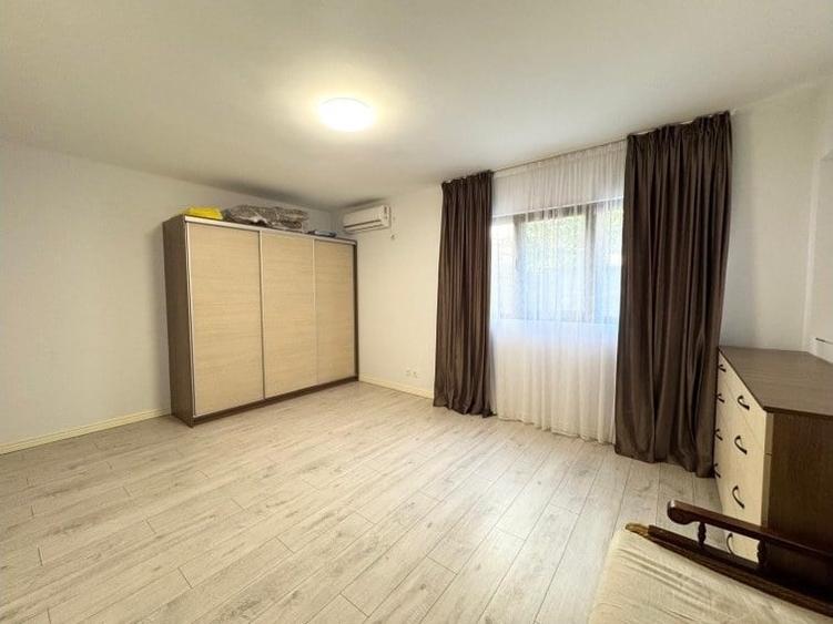 Casă cu 5 camere cu Teren 385 Mp în Bucureștii Noi