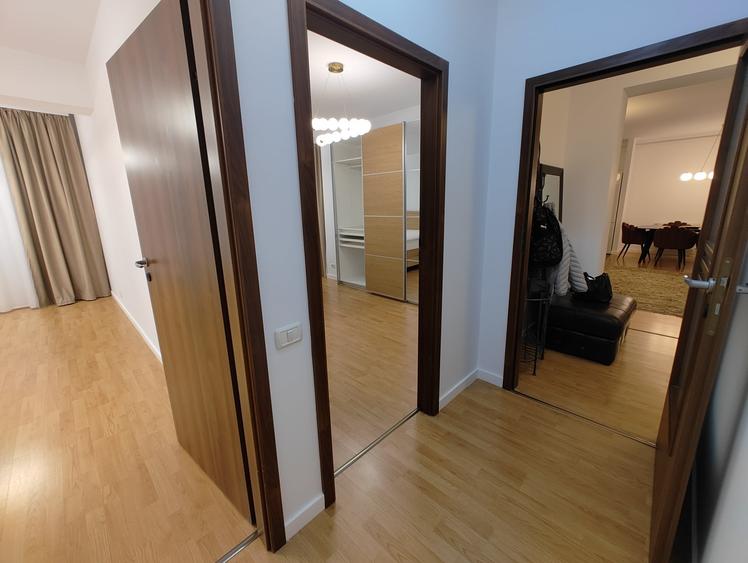 Apartament cu 3 camere decomandat, mobilat în Aviației