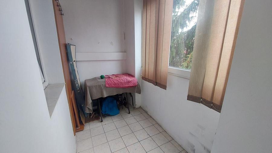 2 camere 48 mp, cu GARAJ, langa Sala Polivalenta, ideal investitie!! - 12