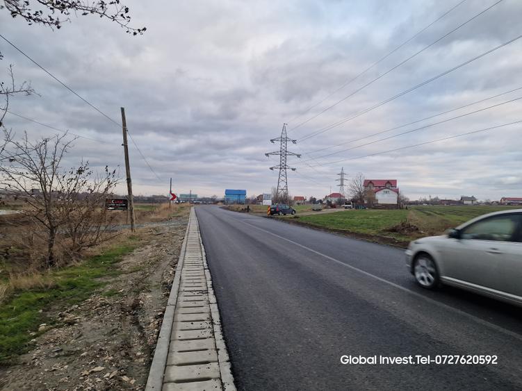 Teren agricol extravilan de 2500 mp, în Corbu