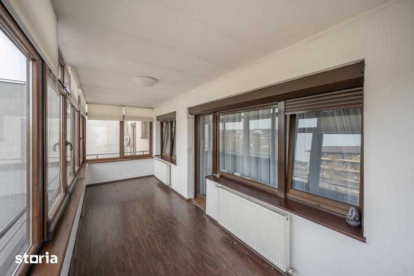 Apartament cu 3 camere în Străulești