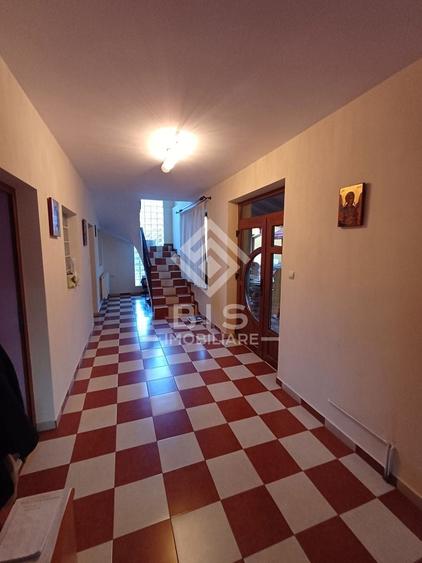 Casă individuală cu 5 camere cu Canalizare în Caila