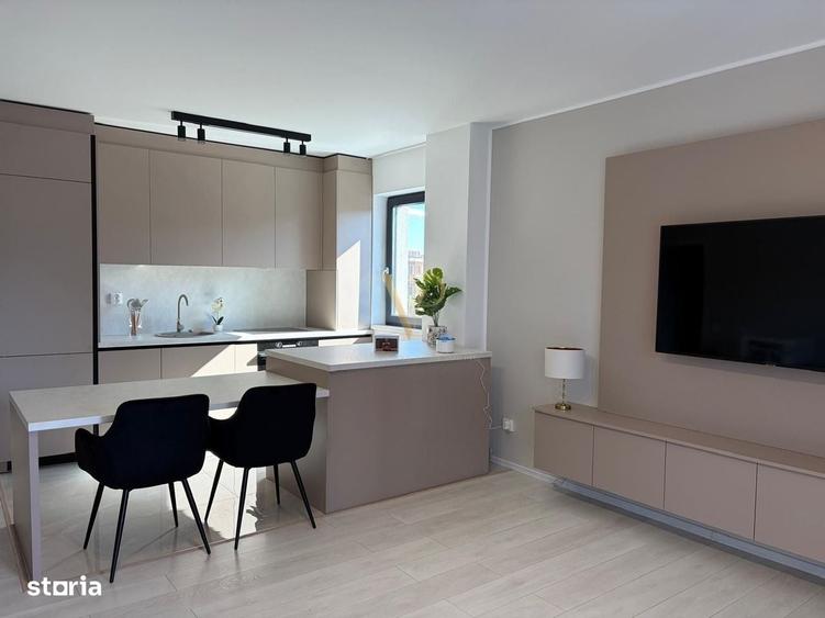 Apartament cu 3 camere în Zorilor