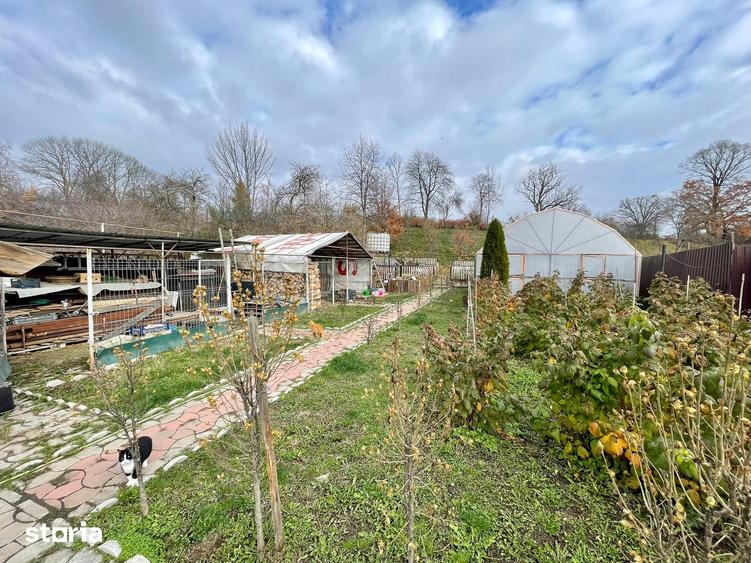 Casă cu 5 camere cu Teren 1593 Mp în Șinca