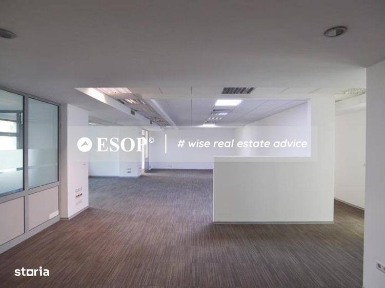 Spațiu comercial, de 300 mp, în Romană