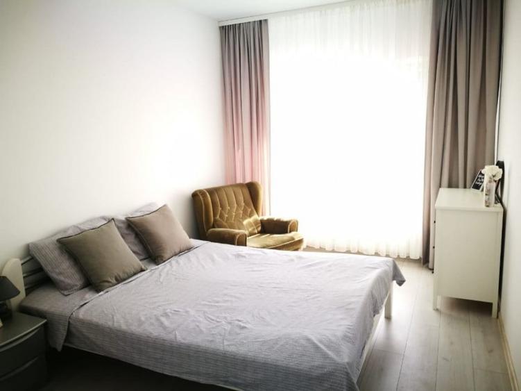 Apartament cu 2 camere decomandat în Păcii