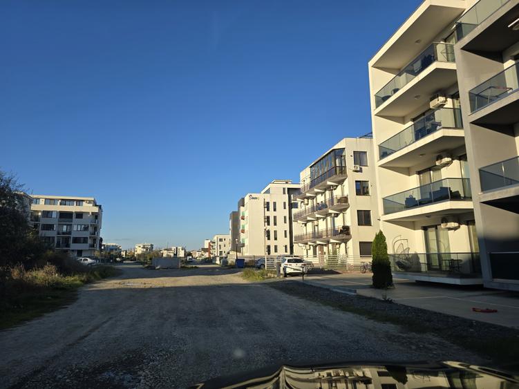 Teren Construcții intravilan de 600 mp, în Nord