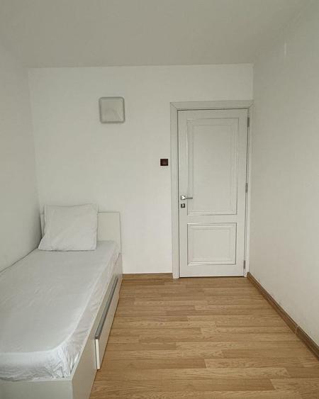 Apartament cu 3 camere decomandat, mobilat în Titan