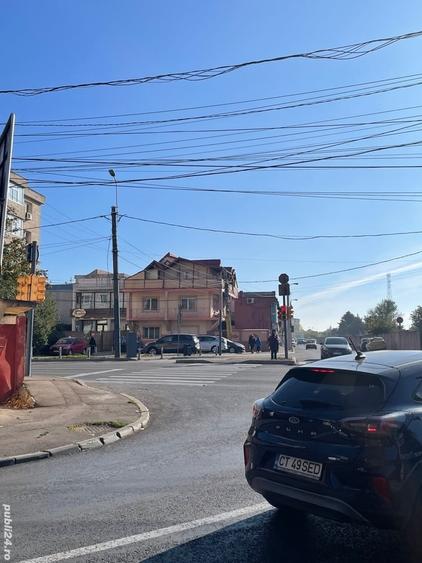 Casă cu 6 camere în Casa de Cultură