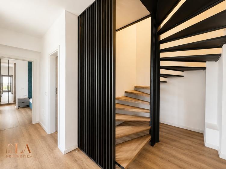 Penthouse cu 3 camere decomandat în Bragadiru