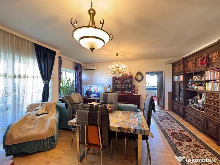Apartament cu 3 camere semidecomandat în Corbeanca