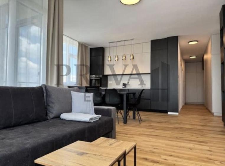 Apartament cu 2 camere decomandat, mobilat în Ultracentral