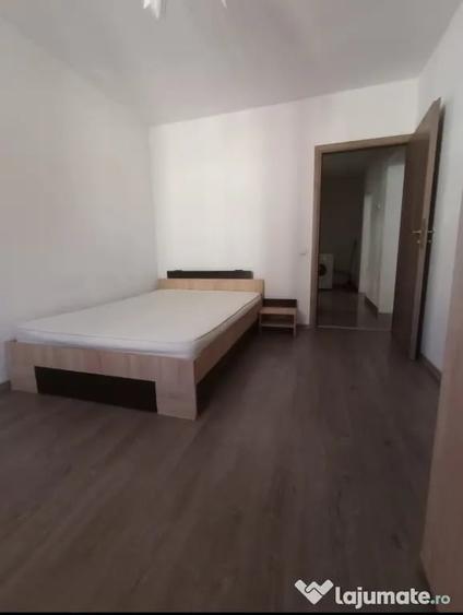 Apartament cu 2 camere decomandat în Florești