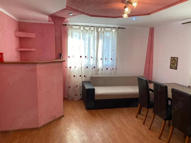 Casă cu 4 camere cu Teren 400 Mp în Adâncata