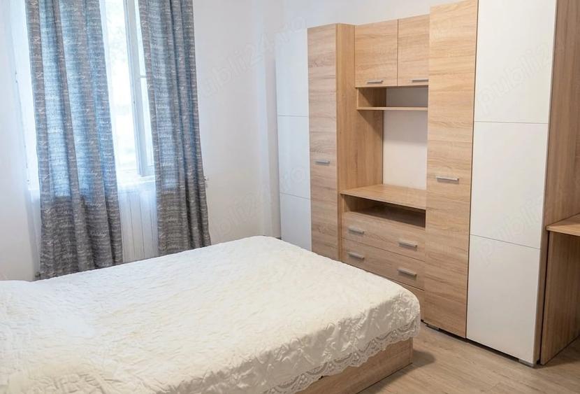 Apartament cu 3 camere semidecomandat în Floreasca