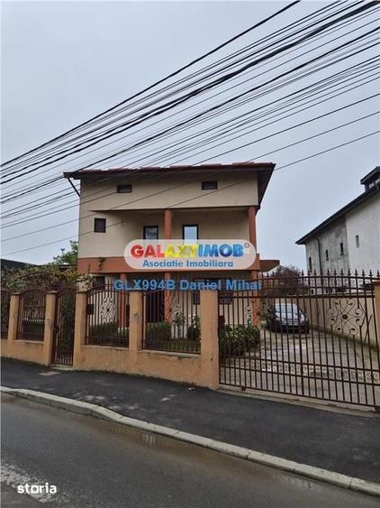 Casă cu 4 camere cu Teren 375 Mp în Central
