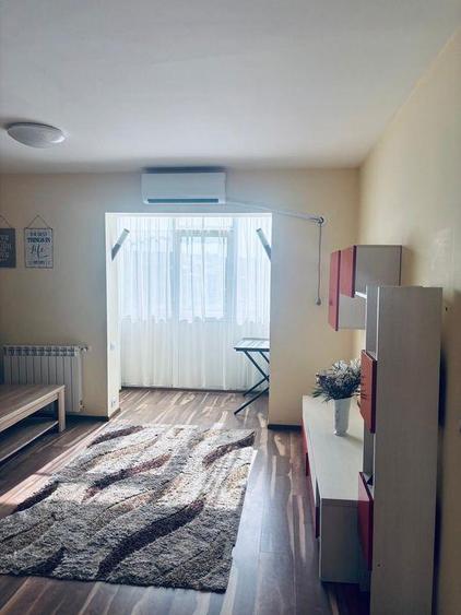 Apartament cu 3 camere decomandat, mobilat în Păcurari