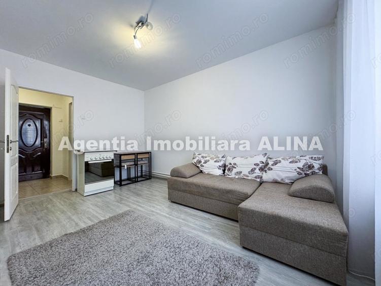 Garsonieră decomandată în Progresul