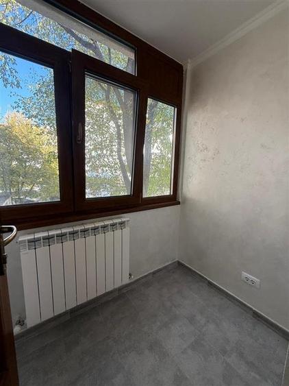 Apartament cu 2 camere decomandat în Nicolina