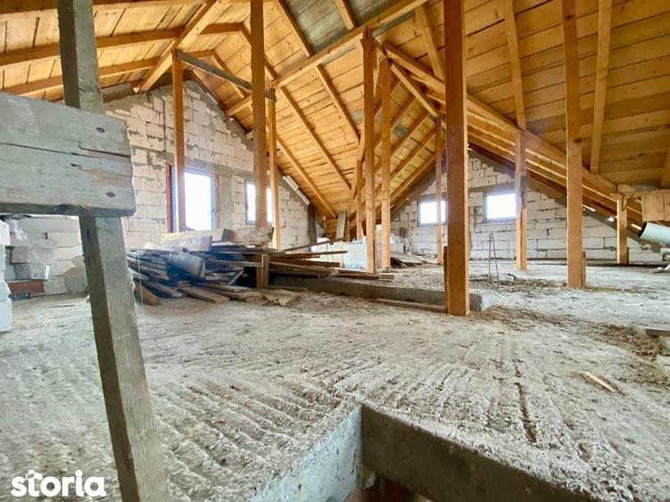 De vanzare Vila la rosu din caramida in aropiere de Roman, 76.000 euro - 20