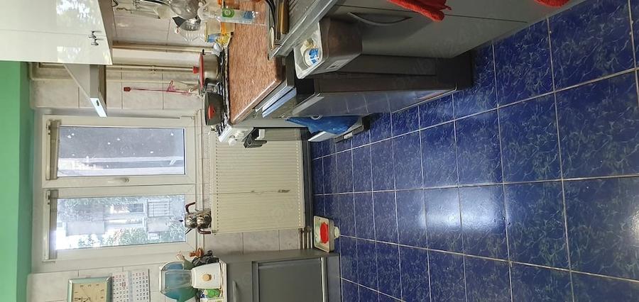 Apartament cu 3 camere decomandat în 13 Septembrie