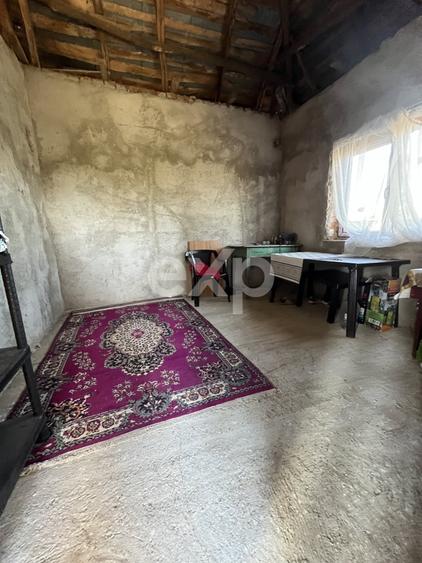 Casă individuală cu 2 camere cu Teren 668 Mp în Greci