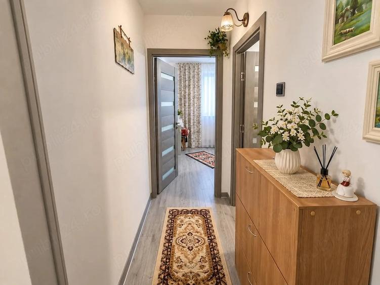 Apartament cu 2 camere decomandat în Central