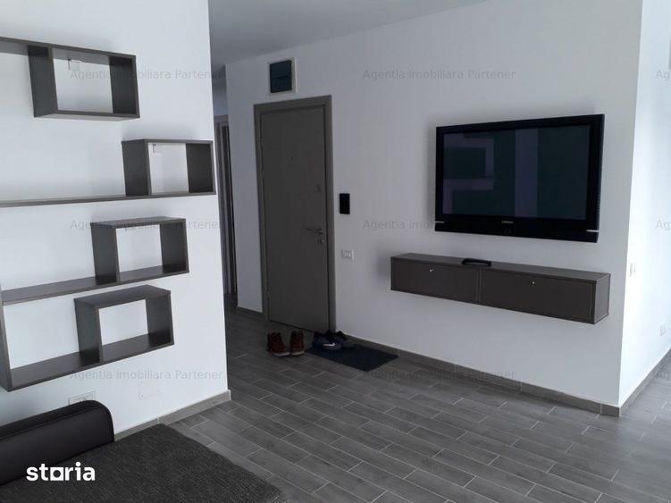 Apartament 3 camere, Centru, bloc nou, etaj 1, mobilat, garaj - 12