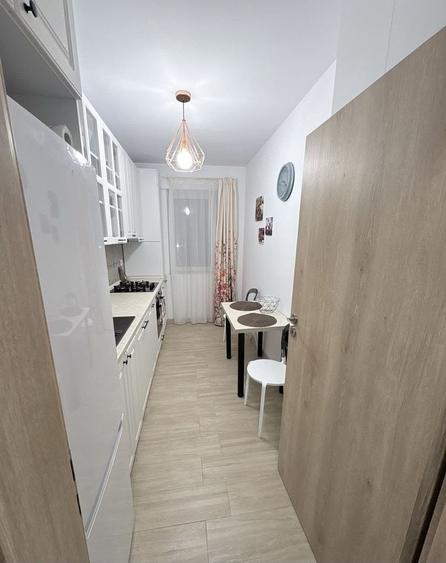 Apartament cu 2 camere, mobilat în Militari