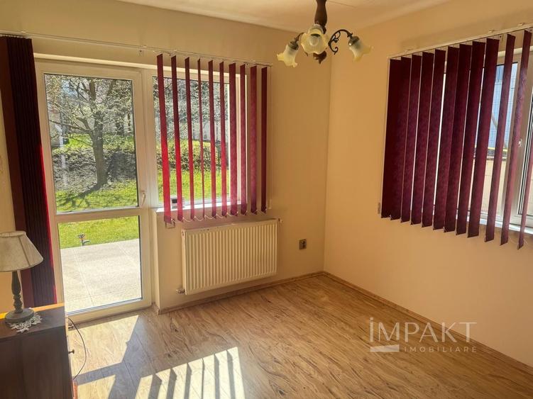 De închiriat – Vilă premium cu panouri fotovoltaice, grădină și garaj - 12