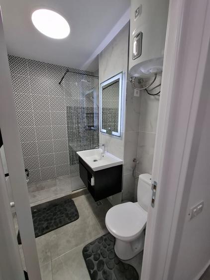 Apartament cu 2 camere decomandat în Doamna Ghica