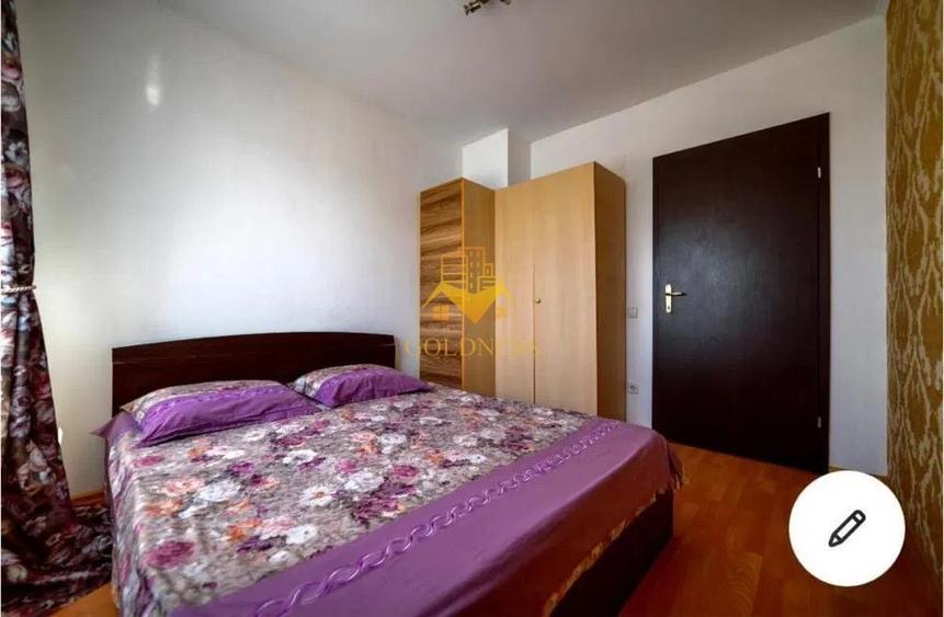 Apartament cu 3 camere semidecomandat în Calea Turzii