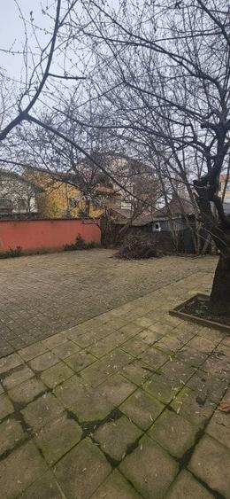 Casă individuală cu 5 camere cu Canalizare în Brâncoveanu
