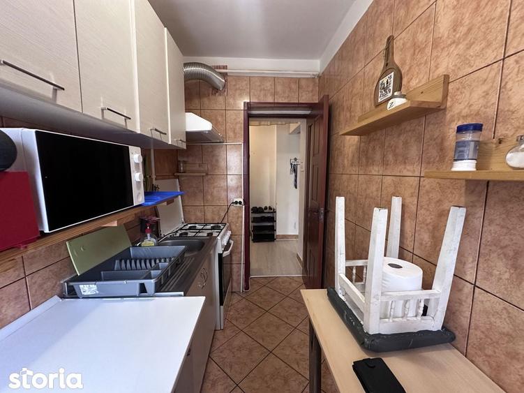Apartament cu 3 camere în Micro 4