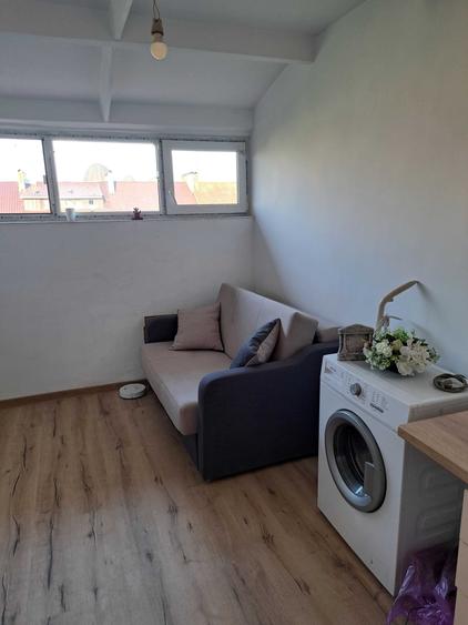 Camera/spatiu de vanzare Astra, Bulevardul Stefan cel Mare 10 mp Bloc de apartamente - 2